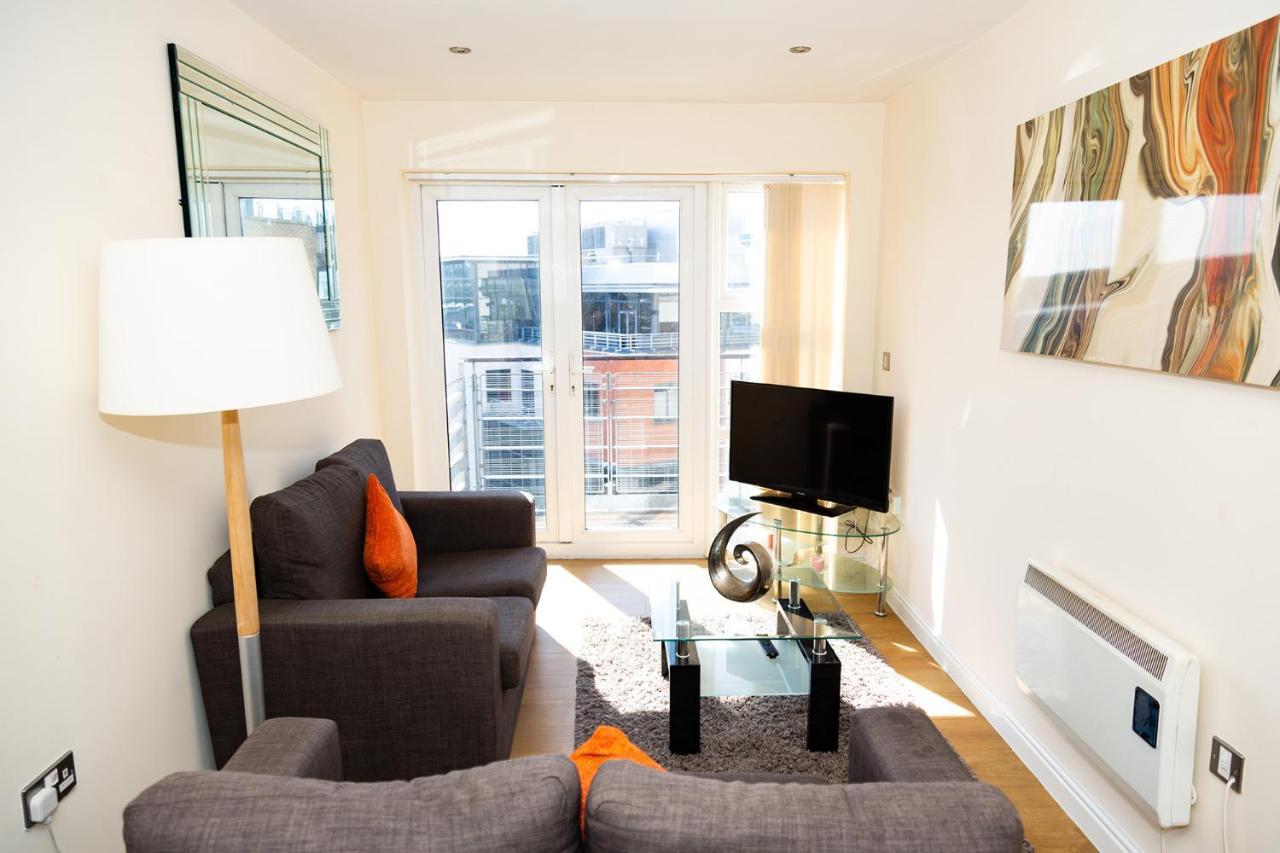 Alexander Apartments Newcastle Bagian luar foto