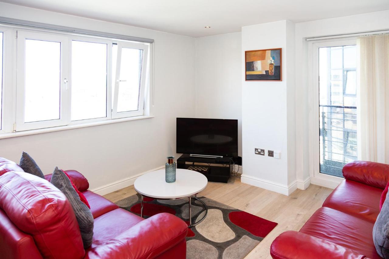 Alexander Apartments Newcastle Bagian luar foto