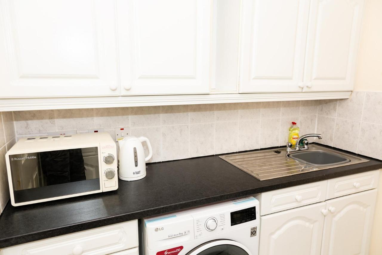 Alexander Apartments Newcastle Bagian luar foto